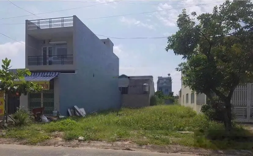Chủ bán gấp lô đất 120m2/700TR/SHR ngay MTĐ Phan Đình Giót gần Chợ Bông Sen, Phường 6, Sóc Trăng.