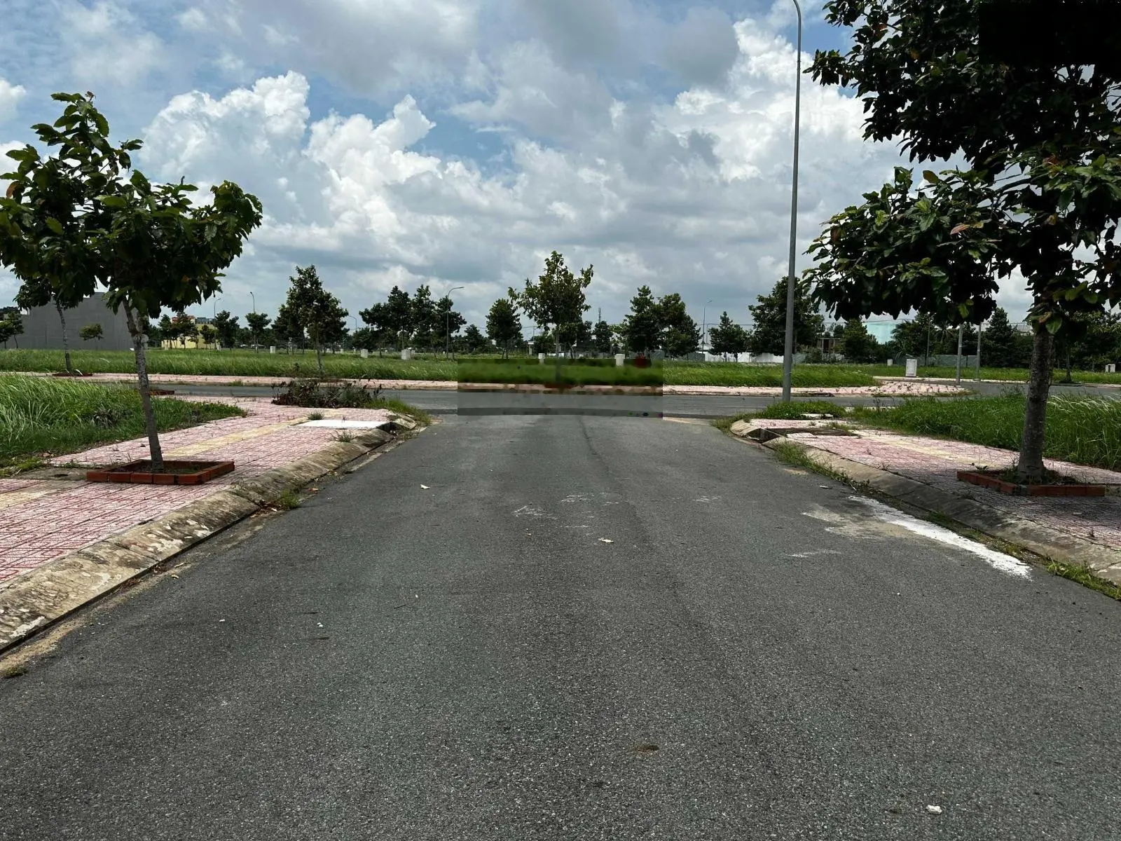 Chính chủ cắt lỗ sâu KDC Tây Nam Center TT Thủ Thừa 100m2 sổ hồng riêng