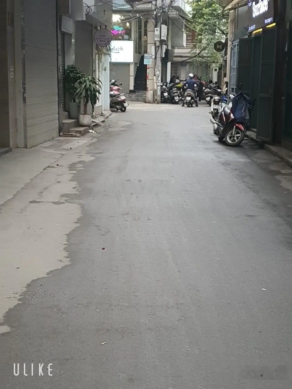 Bán nhà phố Cầu Giấy: Lô góc, ôtô, kinh doanh, gần phố, nhà mới. 42m2 x 4 tầng x MT 4m. Giá 7.8 tỷ