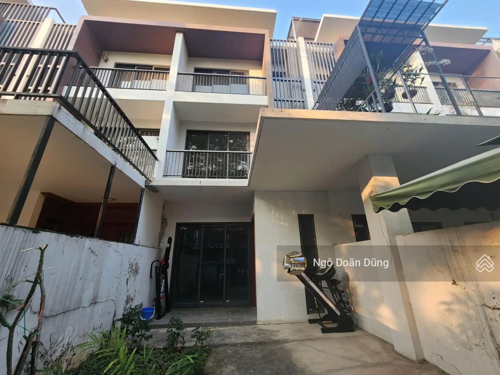 Nhà liền kề Gamuda nhà nguyên bản 112.5m2 3 tầng vị trí đẹp view vườn hoa sổ đỏ sẵn 0922 381 ***