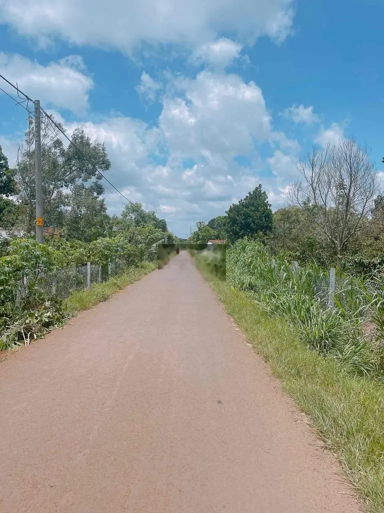 Bán 2 lô đất mặt tiền đường Phùng Chí Kiên, Thị xã Buôn Hồ