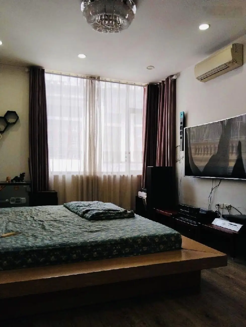 Cần bán gấp trước tết nhà đẹp ở ngay sổ sẵn giá tốt nhất khu vực Simco Vạn Phúc-80m-6t-mt5m-18.25tỷ