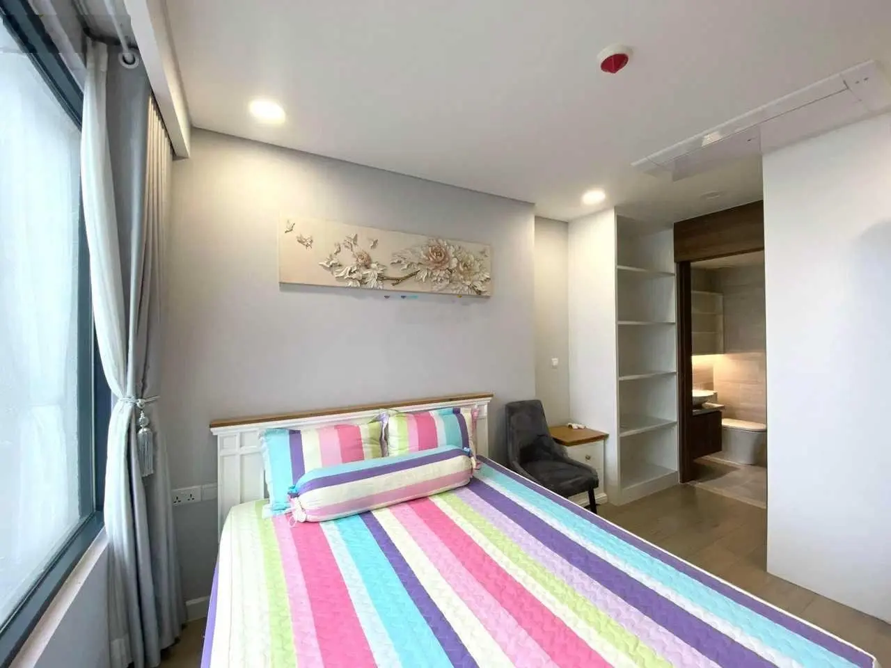 Chỉ 4.97 tỷ, tôi cần bán nhanh căn hộ 2PN Kingdom 101 73m2. LH 0918 139 *** Mr. Đa