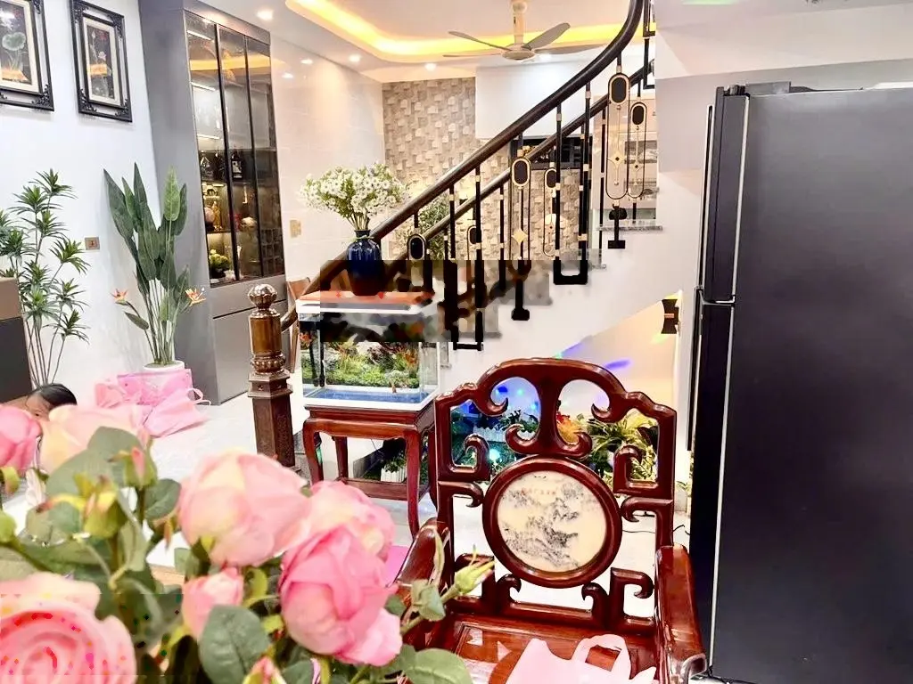 Hạ chào Từ 12 tỷ Xuống Còn 10,5 tỷ-Chú Minh Cần Bán Nhà Căn Nhà Tại Ngô Gia Tự 68m2-Mt 5m-DÂN XÂY-Ô