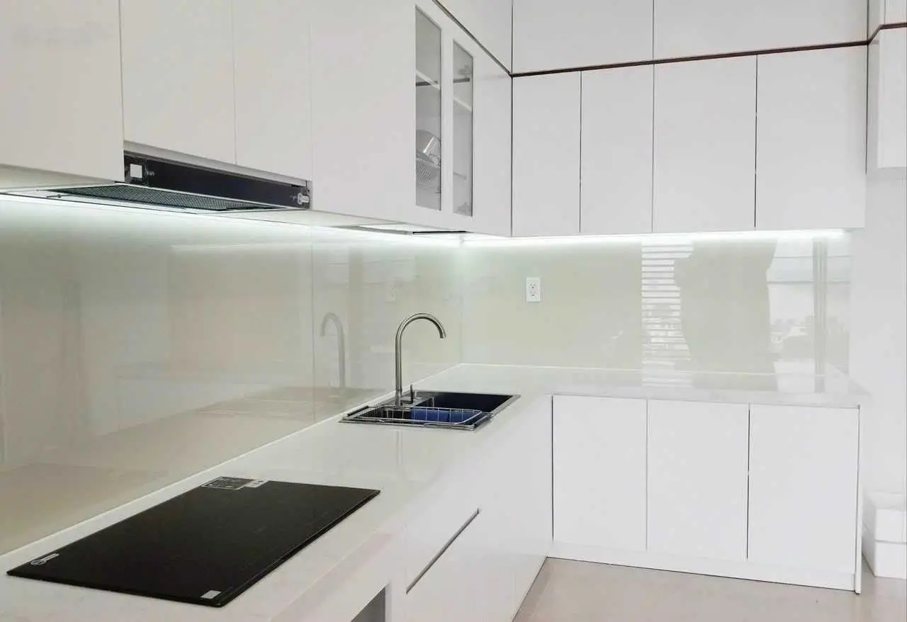 Siêu hot, 2PN - 80m2 đã có sổ hồng, view sông SG quận 1 và LM81 giá chỉ 4.6 tỷ, 0782 543 *** Phú