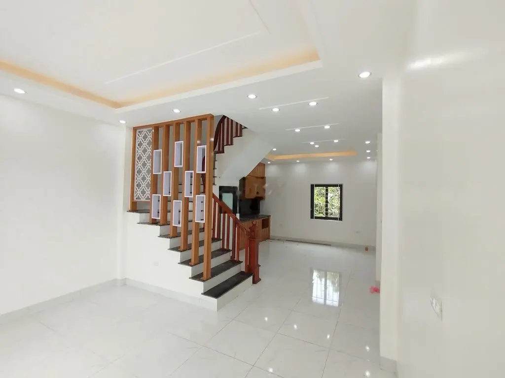 Yên Nghĩa nhà 33m2x4t mỗi tầng 2 ngủ, gía chỉ 3,1 tỷ (nhà xây độc lập)