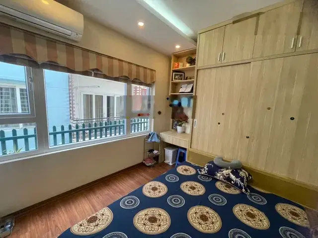 Nhà hiếm Nguyễn Chí Thanh - DT 50m2 4 tầng - MT 4,2m - 11,1 tỷ