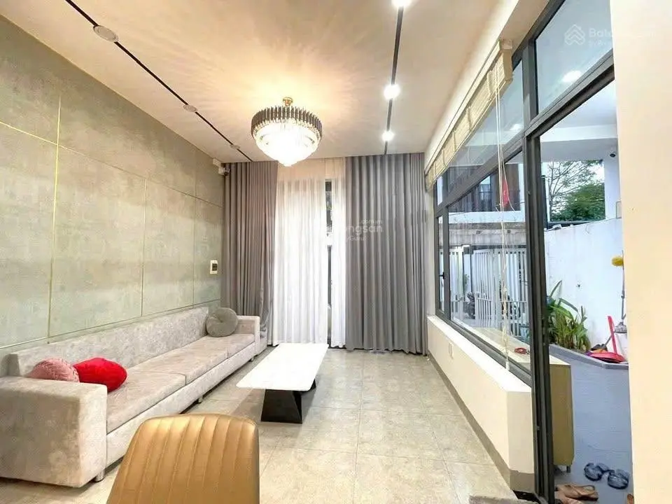 Nhà 2 Tầng Quảng tế full nội thất xin xò dọn vào ở ngay thiết kế cực đẹp