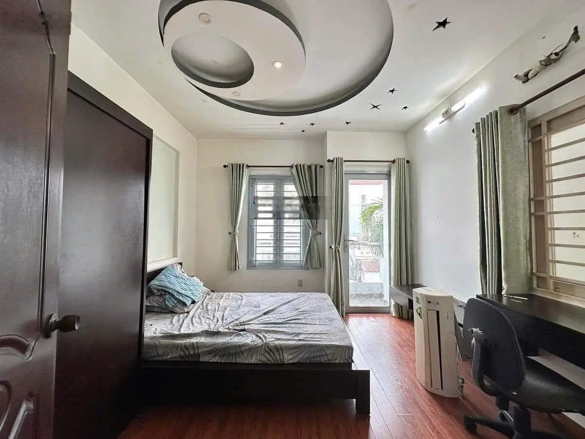 Về quê, bán nhà đường Phan Huy Thực - P Tân Kiểng - Q7. Giá 3Tỷ550/69,6m2 cho thuê 31 triệu gần chợ