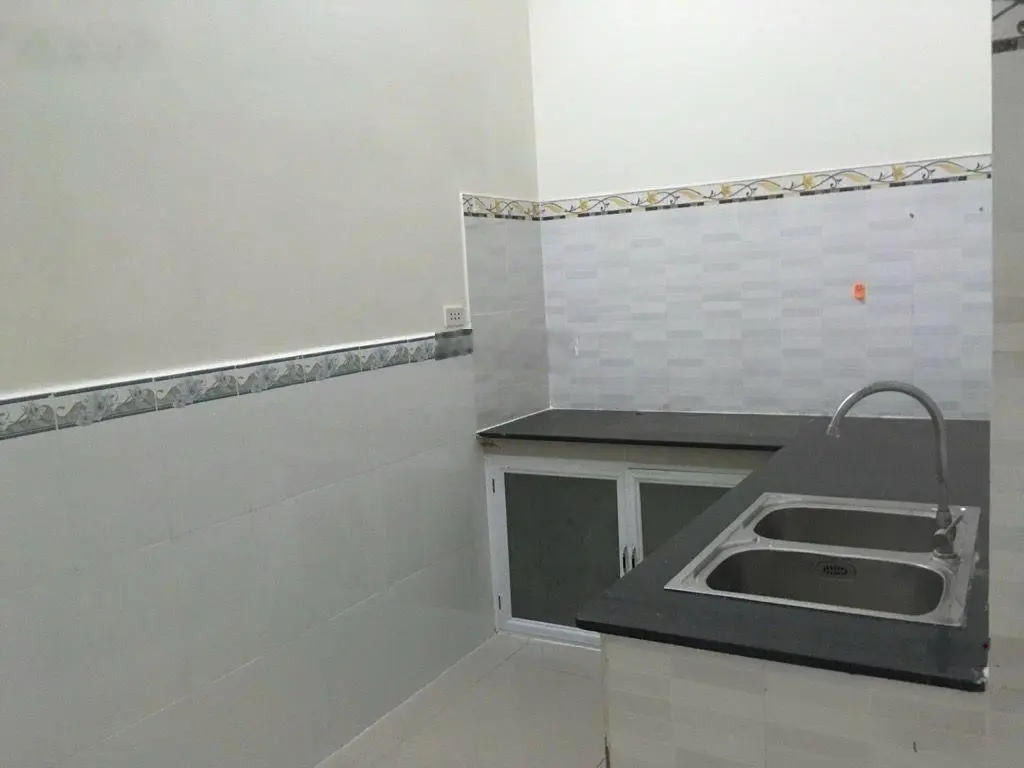 Bán nhà c4 65m2 khu phân lô gần đỗ xuân hợp quận 9 hẻm ôtô đỗ cửa hoàn công nhỉnh 6tỷ thương lượng.