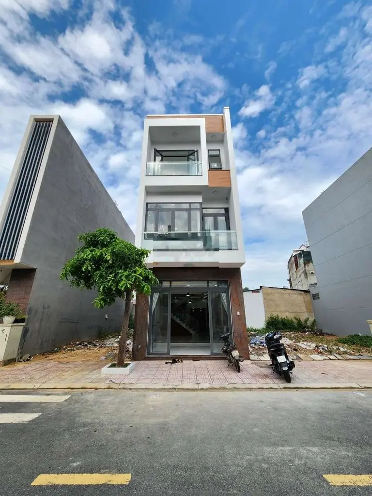 🔥✅️🚘 4,8Tỷ- Bán Nhà 1Trệt 2Lầu gần Vincom 550 P.Tân Đông Hiệp Dĩ An
