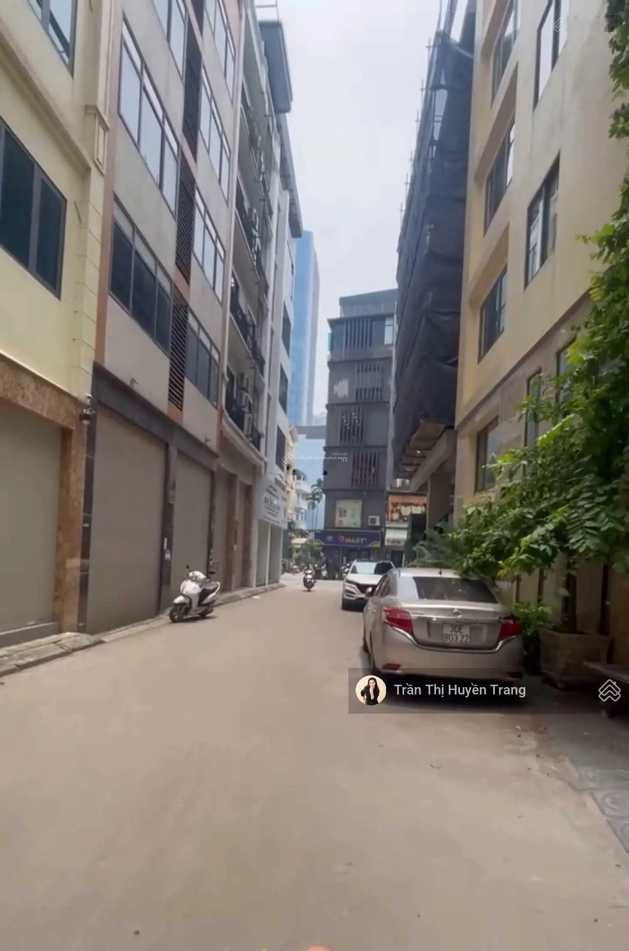Bán tòa văn phòng Lạc Long Quân sát quận ủy Tây Hồ, 75m2 8 tầng thang máy, 3 ôtô tránh nhau 23.5 tỷ