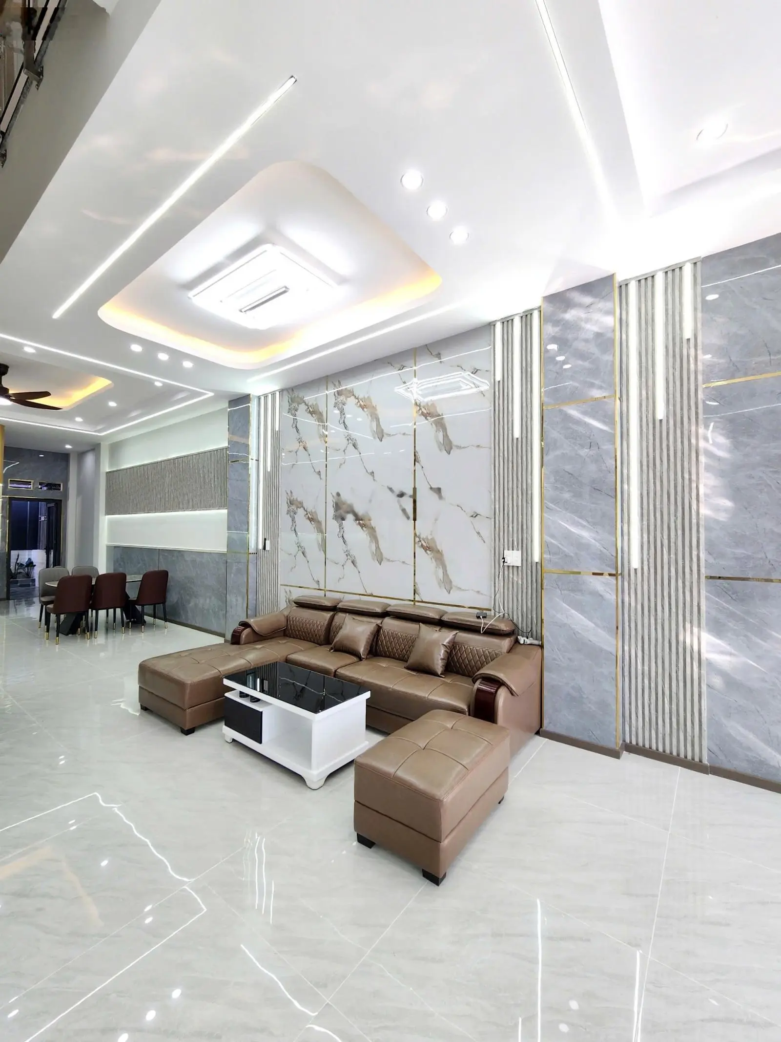 Nhà Phố: 4Tỷ800_85m2 Ngang 5m Nhà 1 Trệt 2 Lầu Full Nội Thât KDC Ngay Vòng Xoay An Phú, TP.Thuận An