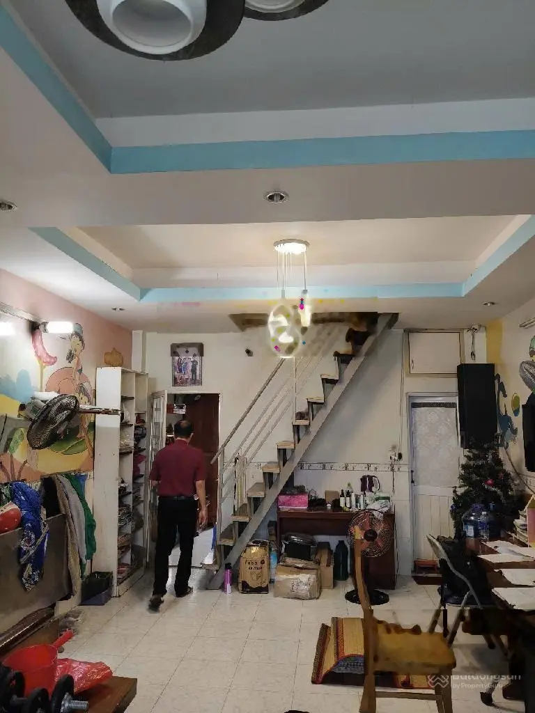 Bán nhà 3 tầng ngay MT đường Tô Ngọc Vân, phường Thạnh Xuân, Q12,63m2(4,5x14).Đường 5m.Giá 6,2tỷ