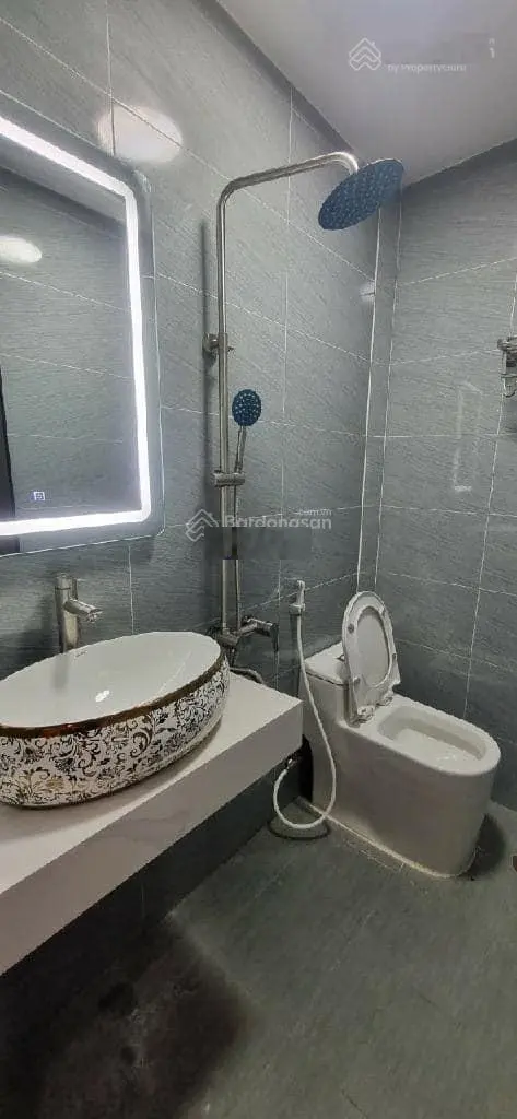 Bán nhà mới xây ở Tả Thanh Oai Cầu Tó, Thanh Trì, HN 45m2 x 5 tầng LH 0983 860 ***