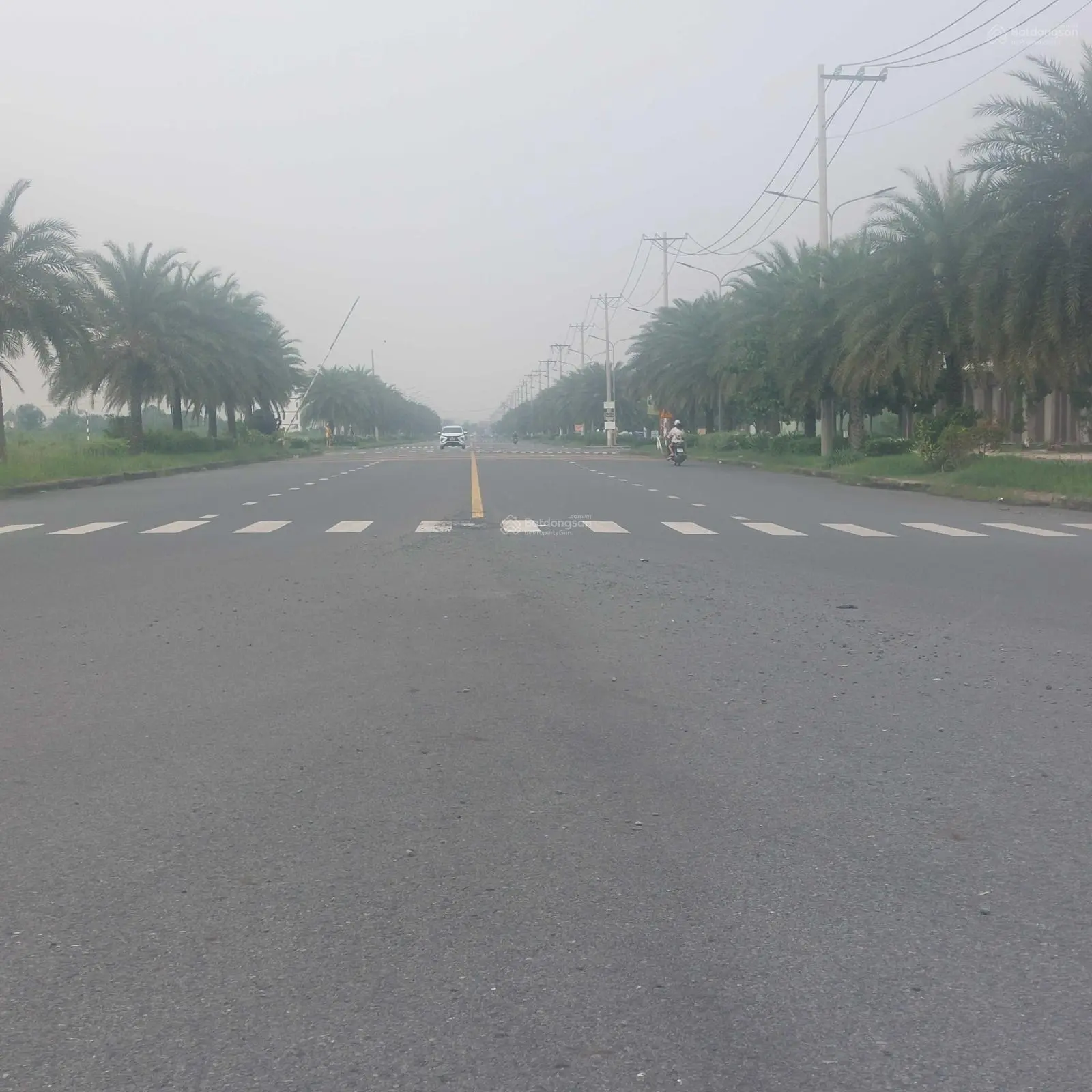 Ngộp bán nền 5x20m có sổ đường 22m The Sol City Long Thượng Cần Giuộc cách chợ Hưng Long 300m 2tỷ8