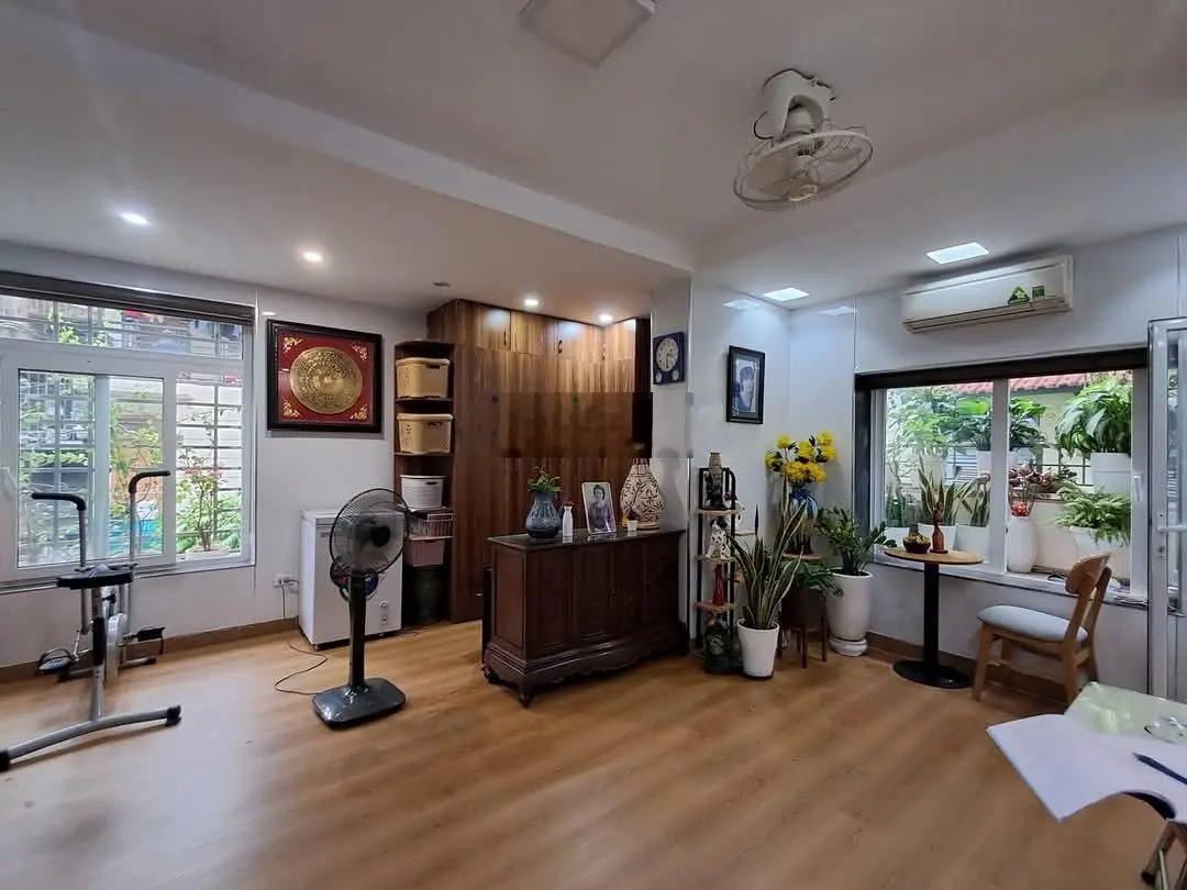 Bán nhà mặt phố vạn bảo. 50/70 m2, 9 t thang máy, lô góc, ôtô tránh, kinh doanh sầm uất. giá 30 tỷ