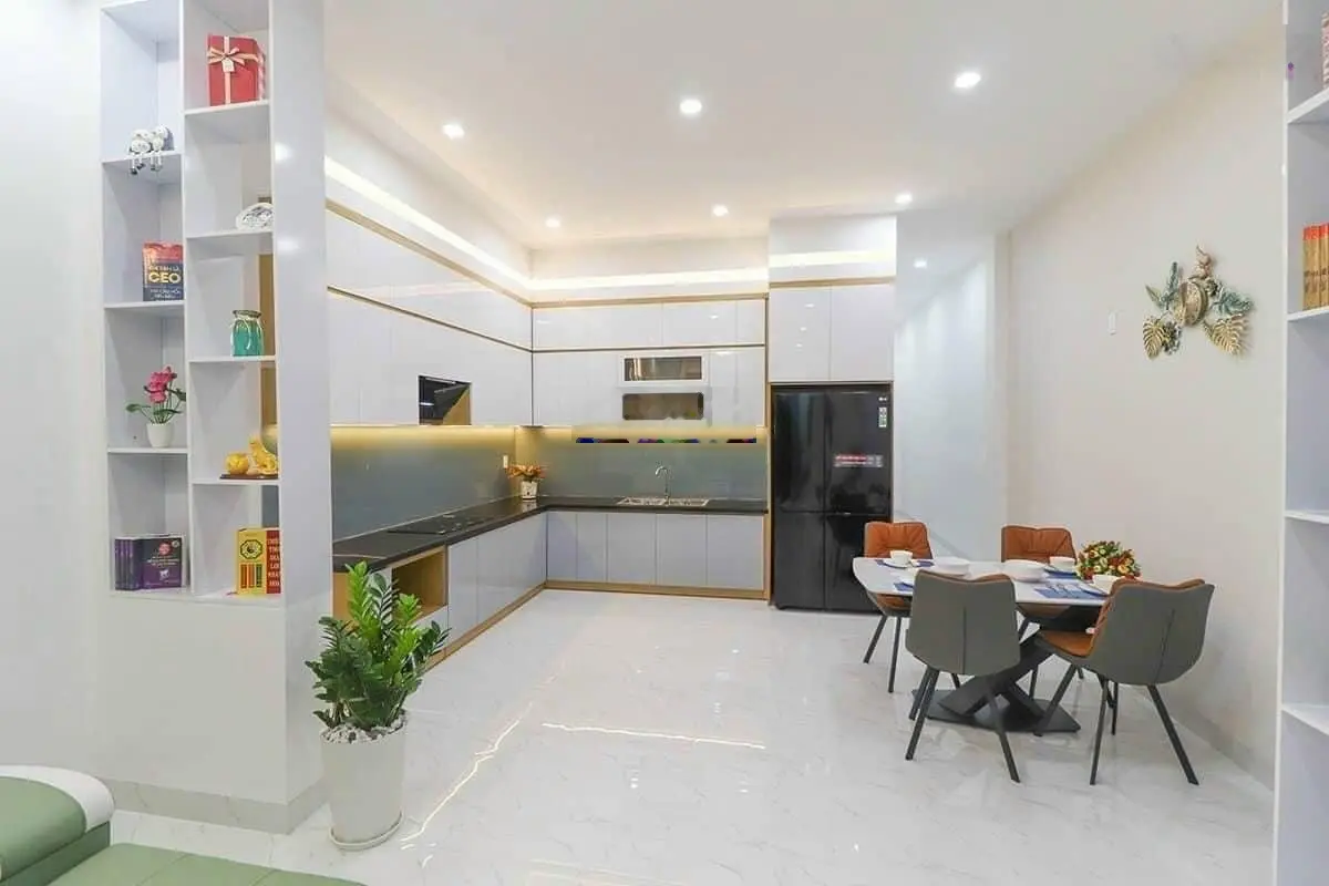 Tham khảo ngay căn nhà Nguyễn Văn Quá, Q.12, cực kỳ thích hợp cho những ai tài chính tầm 2.2 tỷ SHR