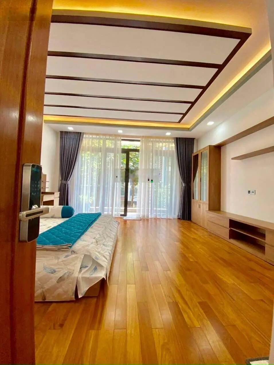 Bán nhà 3 lầu (4x18m) mặt tiền đường Số khu Công Ích Quận 4, P. Phú Mỹ, Quận 7 giá: 11,5 tỷ