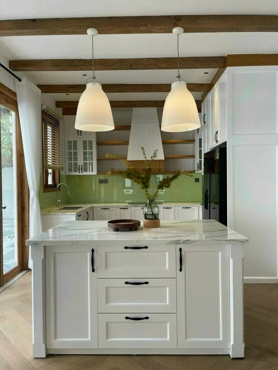 Giảm giá 10 tỷ Biệt thự hồ bơi phong cách Địa Trung Hải tại Phường Thảo Điền, Quận 2
