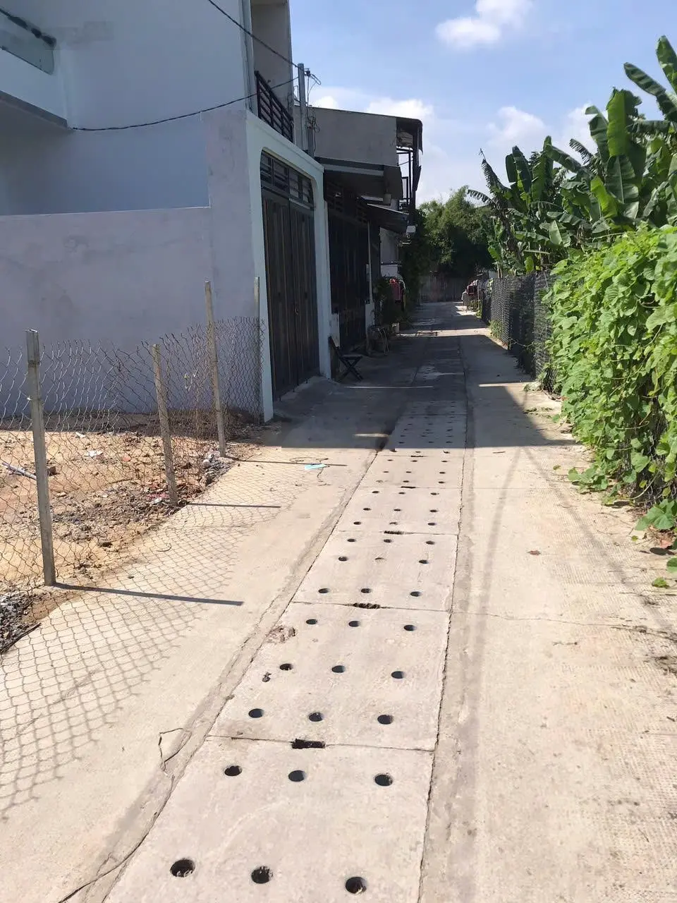 Cần bán đất 3 mặt tiền, Khu 8 Phú Hòa, Thủ Dầu Một, DT: 7x20, thổ cư: 90