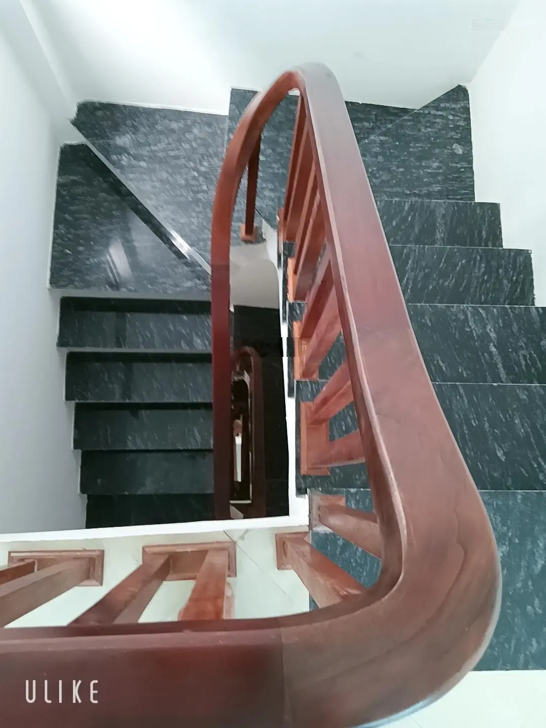 Bán gấp LK Vạn Phúc, Hà Đông thang máy, 42m², 5 tầng, 10,3 tỷ, ô tô 7 chỗ đỗ trong nhà. 0383522708