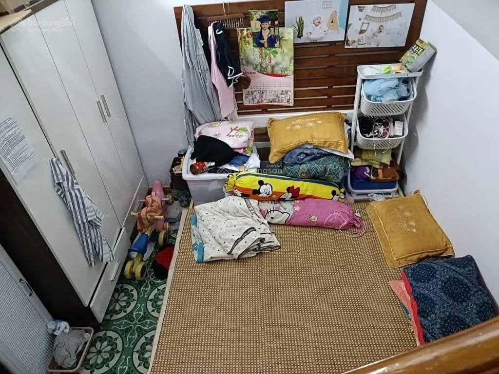 Bán Đất Tặng Nhà 2Tầng Cách Phố Giáp Bát 20m_Ngõ To Hơn Phố_ÔTÔ Vào Nhà_DT 54m / MT 4.4m_Hơn 11 Tỷ