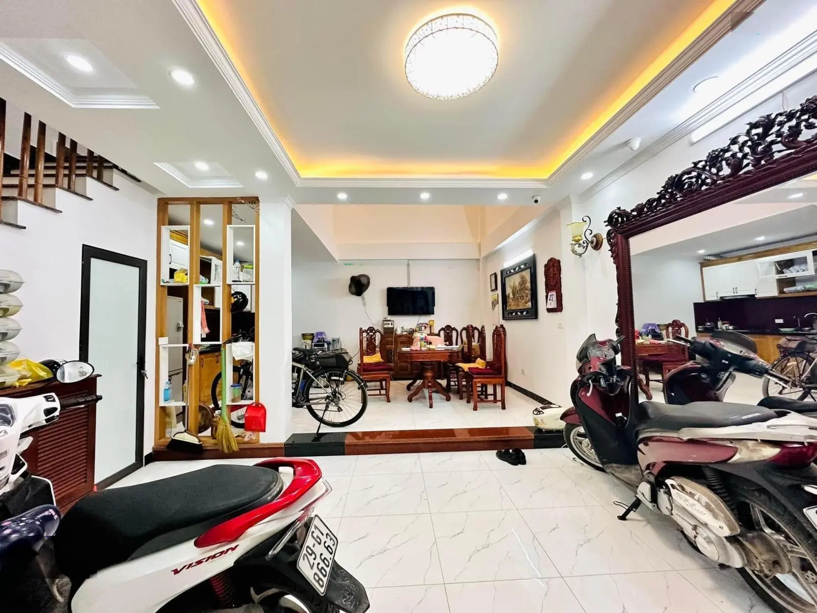 Miễn chê !!! phố vip vương thừa vũ -phân lô -oto -nội thất xịn -ở sướng-45m x 6 tầng mặt tiền 5m5