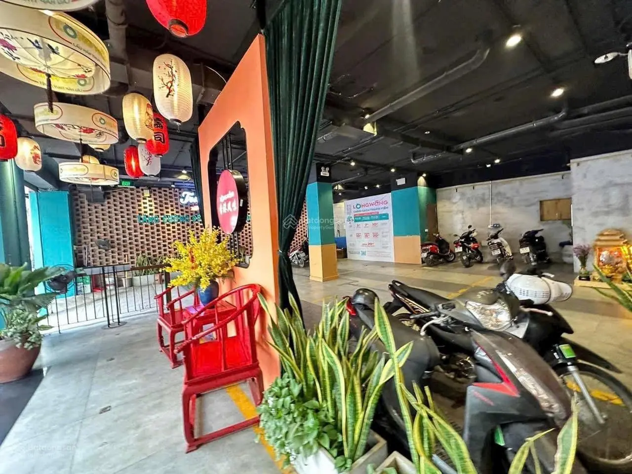 Bán nhà mặt phố Hàng Cót, diện tích 201 m2, giá tốt nhất Hà Nội, doanh thu 250tr/th, vỉa hè lô góc
