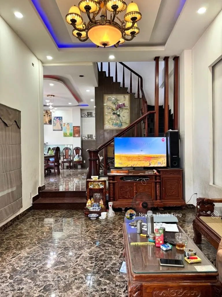 Bán nhà biệt thự mặt tiền đường Thạnh Lộc Quận 12 - 104m2 (6.6x16), 3 tầng, gần Ngã Tư Ga