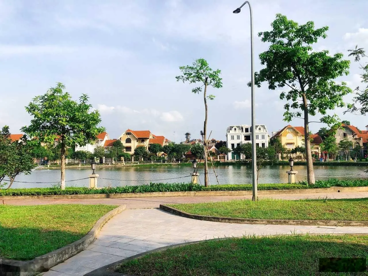 Biệt thự Bảo Sơn giá rẻ nhất thị trường.