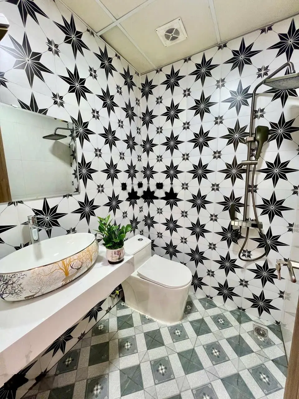 Bán nhanh căn 66m2 - 2 ngủ &2vệ sinh HH1B Linh Đàm Hoàng Mai. LH: 0966 455 *** em Thuỷ