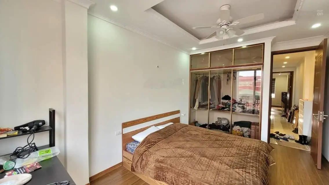 Bán nhà phân lô dân xây 58m2 phố Hoàng Đạo Thành, ô tô, kinh doanh