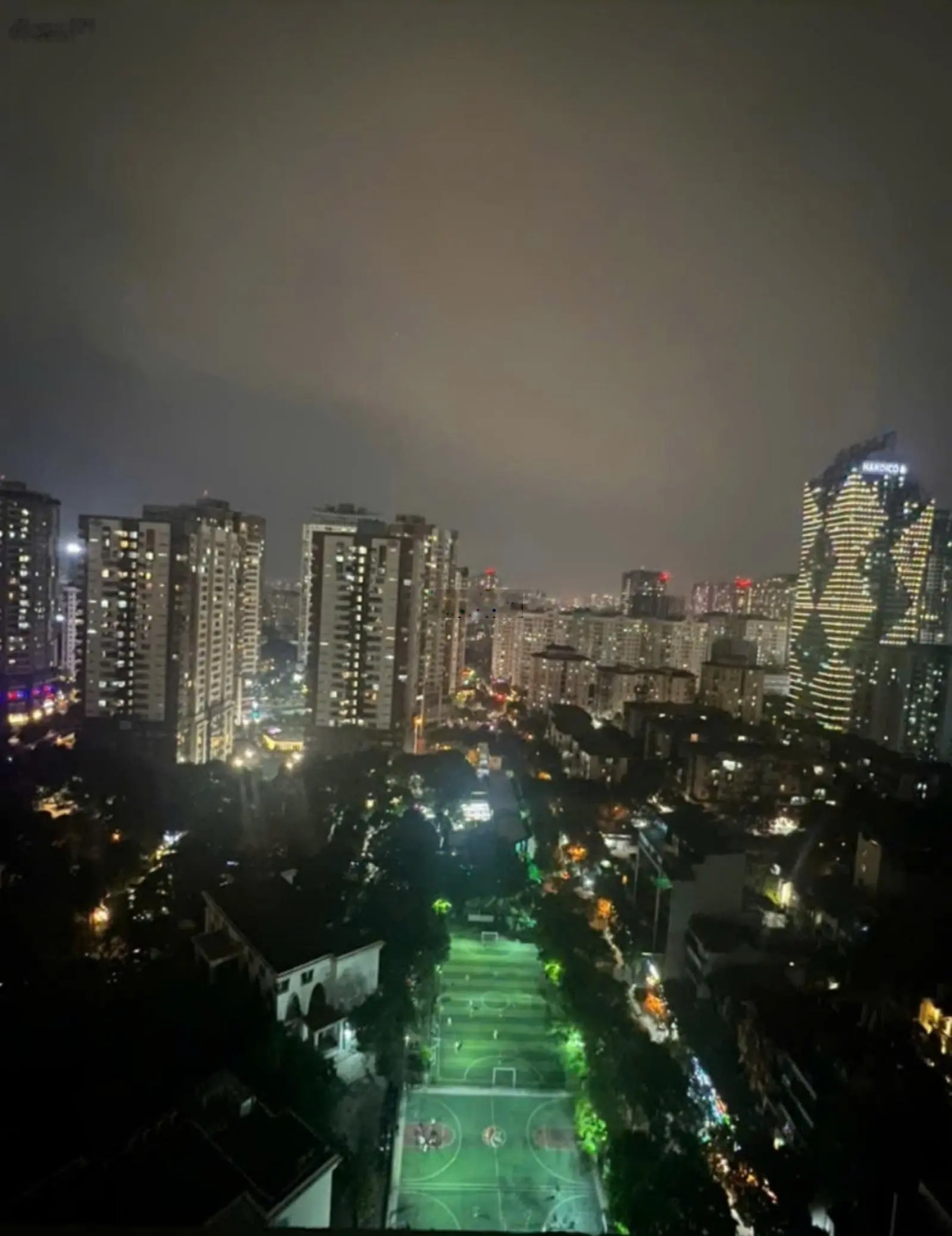 chính chủ gửi bán căn hộ 172m2 đẹp nhất chung cư Mandarin Garden