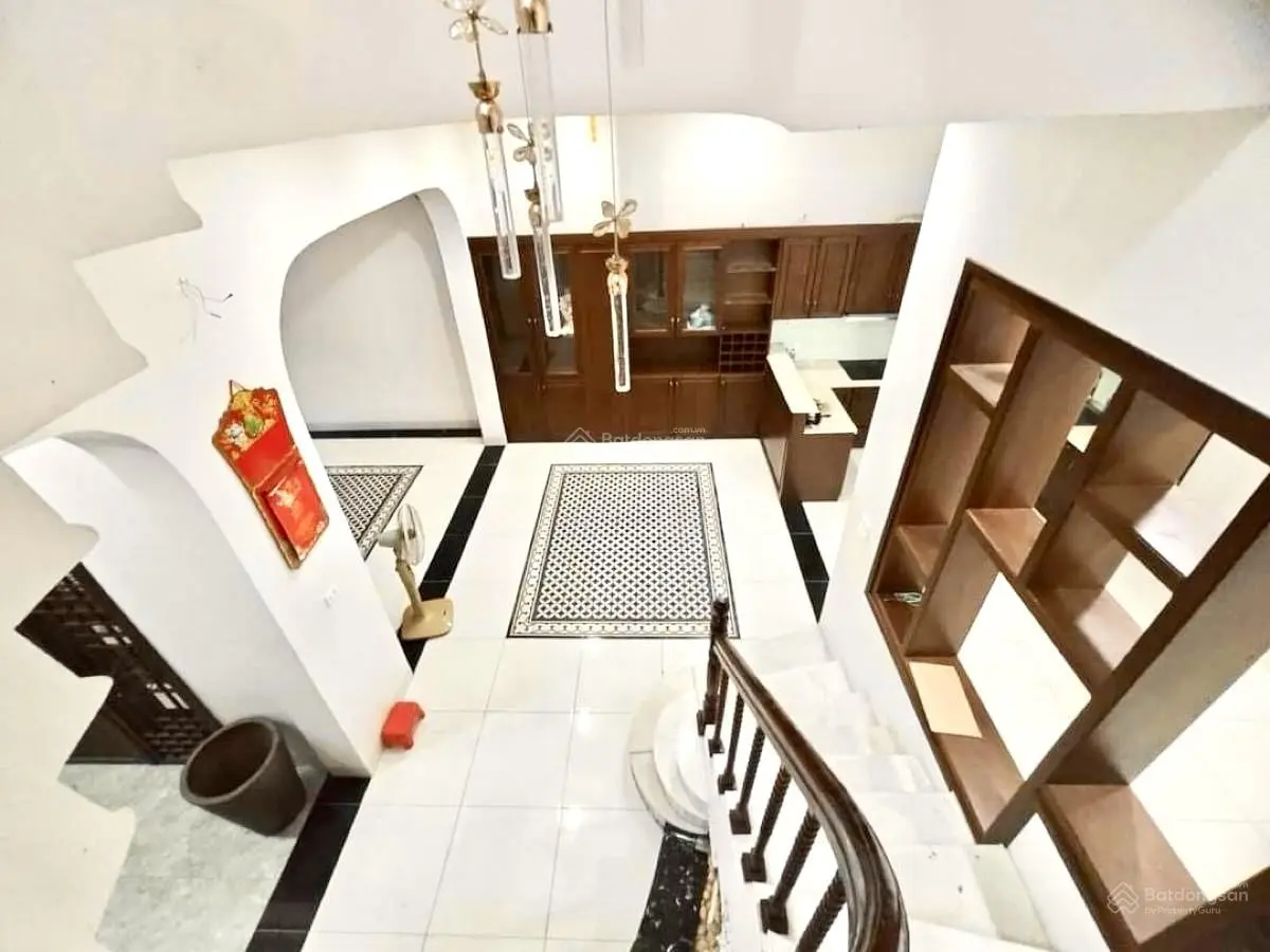 Nhà đẹp Khương Trung, ngõ thông, gần phố, trước nhà 3m, dân xây 3 thoáng, nội thất xịn, 108m*4T