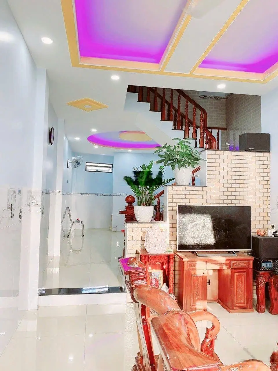 Hiếm! BÁN GẤP nhà 4 tầng, 4PN đối diện Global City chỉ 8,x tỷ