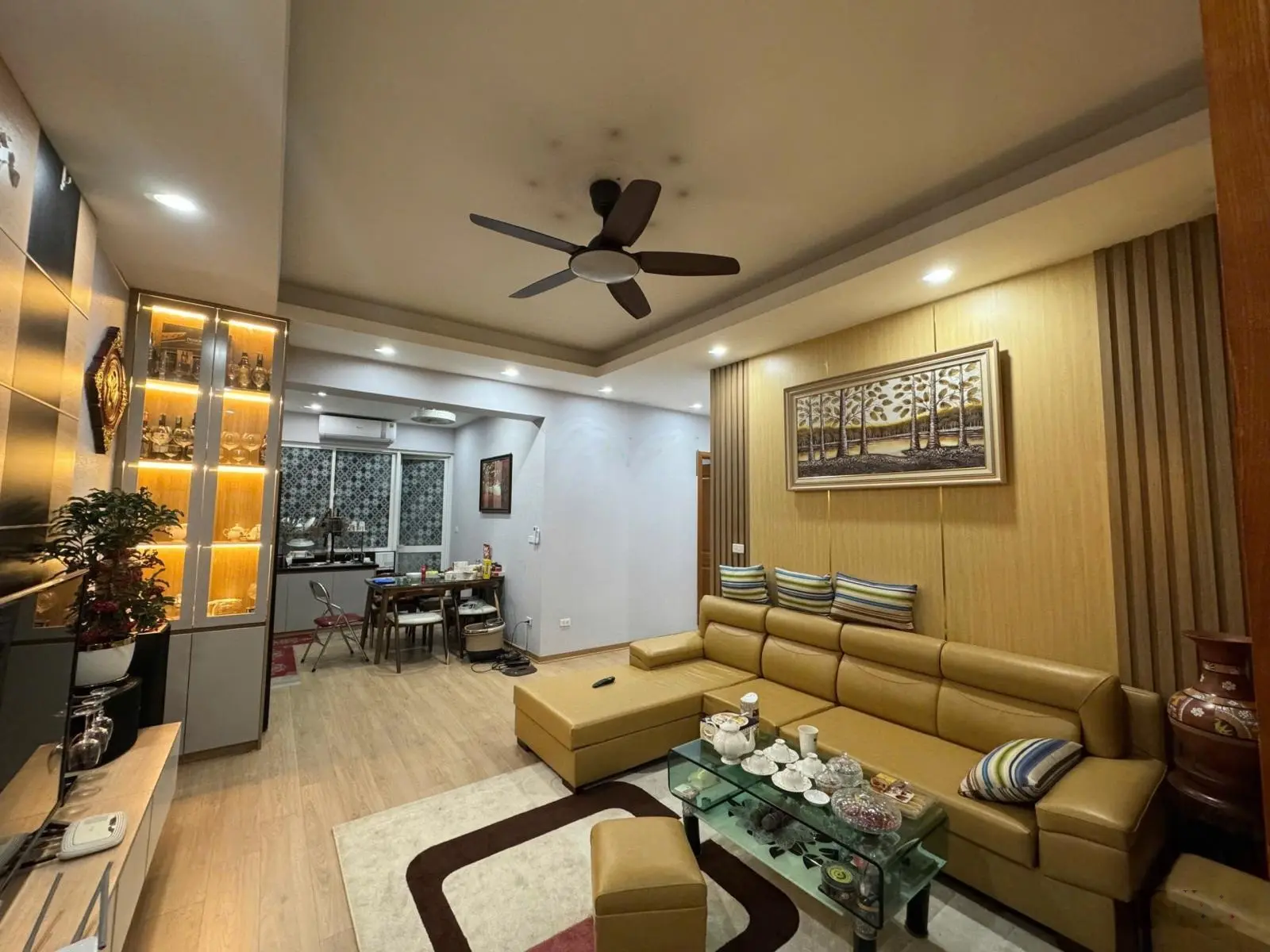 Chính chủ em cần bán căn góc 3 ngủ 110m2 C14 Bắc Hà ban công Đông Nam nhà full nội thất đẹp