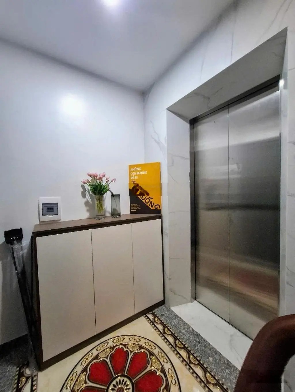 Phố Hoàng Đạo Thành - phân lô - ôtô vào nhà - tặng nội thất gần 2tỷ