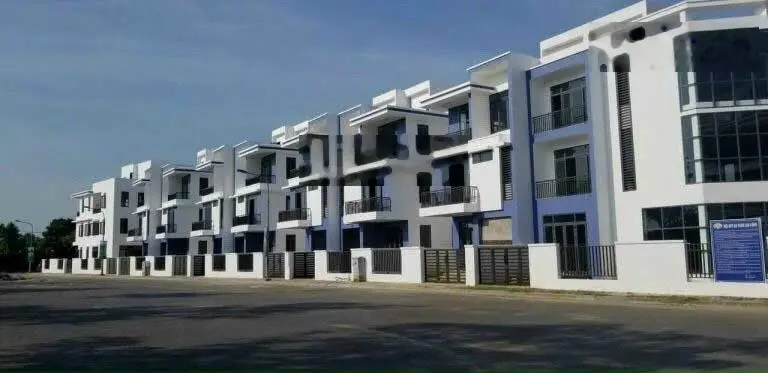 Bán nhiều nhà phố và biệt thự giá tốt nhất từng khu, khu Đông Tăng Long. LH 0937 685 *** Mr. Thuận