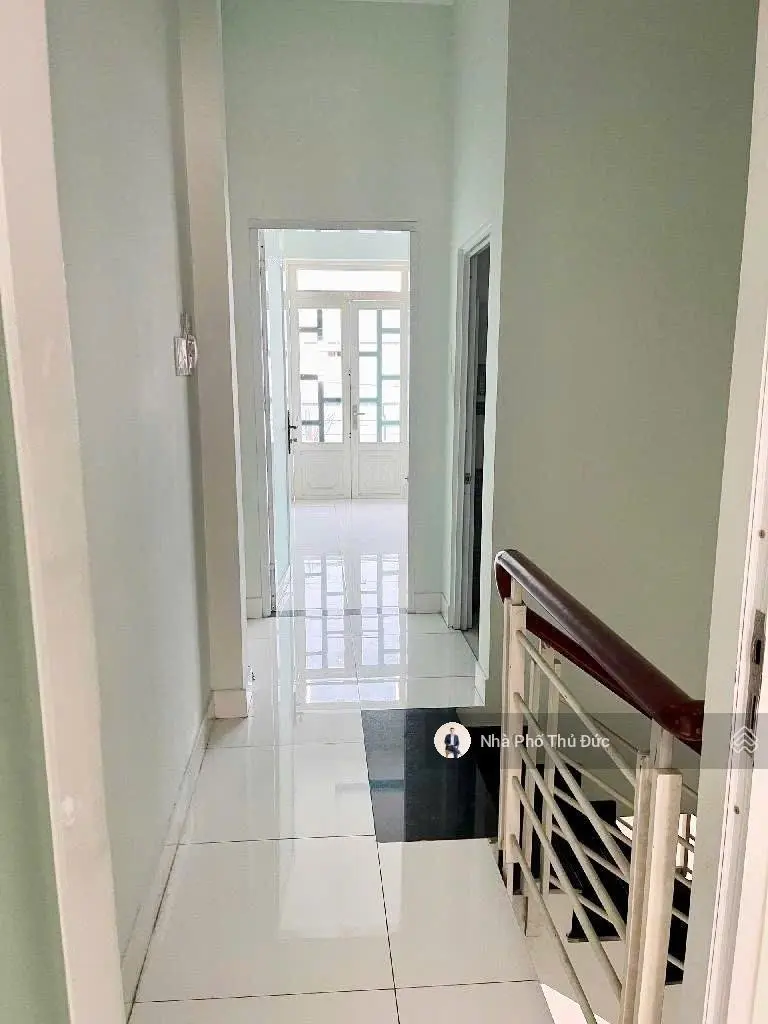 Nhà đẹp 56m2 hẻm xe hơi cách mặt tiền 30m - long trường quận 9 tp. thủ đức