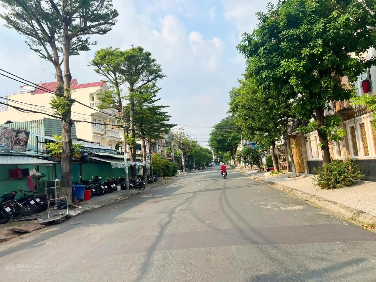 Bán nhà mặt phố khu Vành Đai Trong, Q. Bình Tân, giá siêu hời chỉ với 21,5 tỷ vnd, 138 m2