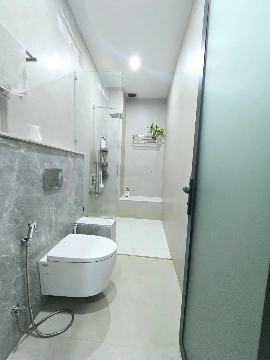 Bán Nhà Mặt Tiền Đường 359 Vị Trí Đẹp Kinh Doanh Đỉnh Giá Chỉ 13 Tỷ TL!