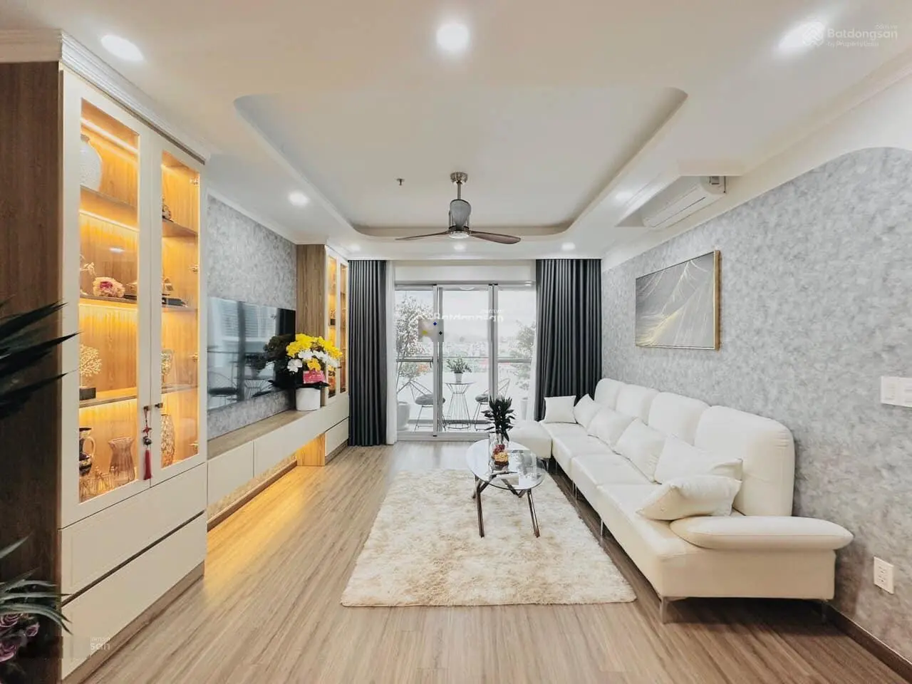 Kẹt tiền cần bán chung cư Res Green, DT 60m, 2PN, giá 3.4tỷ , LH em xem nhà 0931 177 *** Ngọc