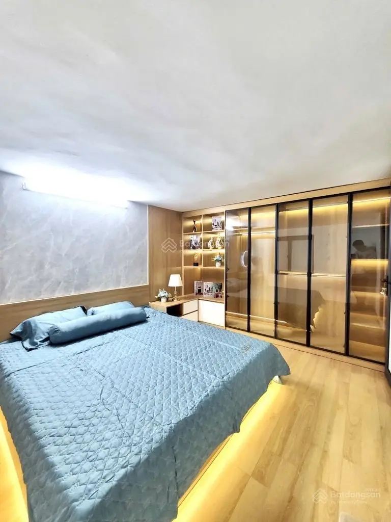 Chưa bao giờ mua nhà lại dễ như lúc này - bán nhà Lò Đúc - 1 nhà ra phố - kinh doanh
