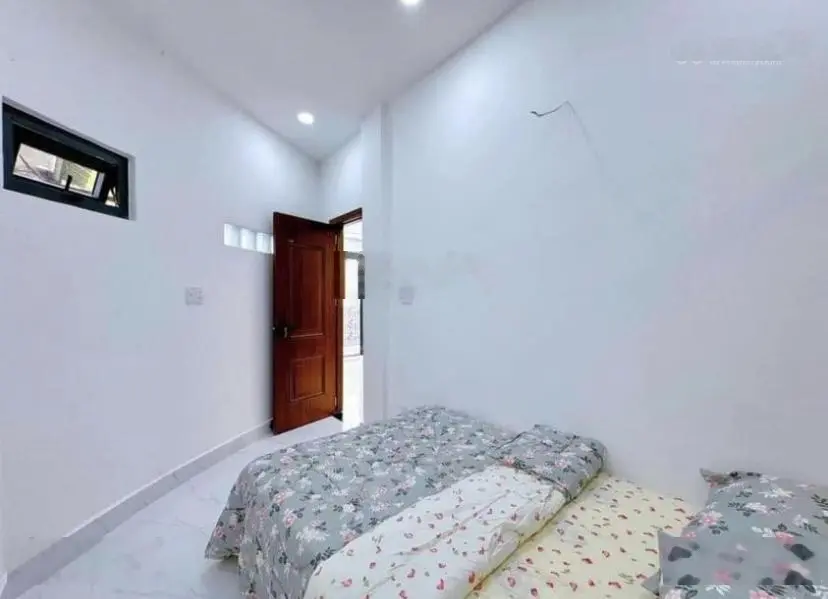 Bán nhà Đường 3/2, Phường 12, Quận 11, giá cực chất 42m2. LH: 0938 375 *** Khoa