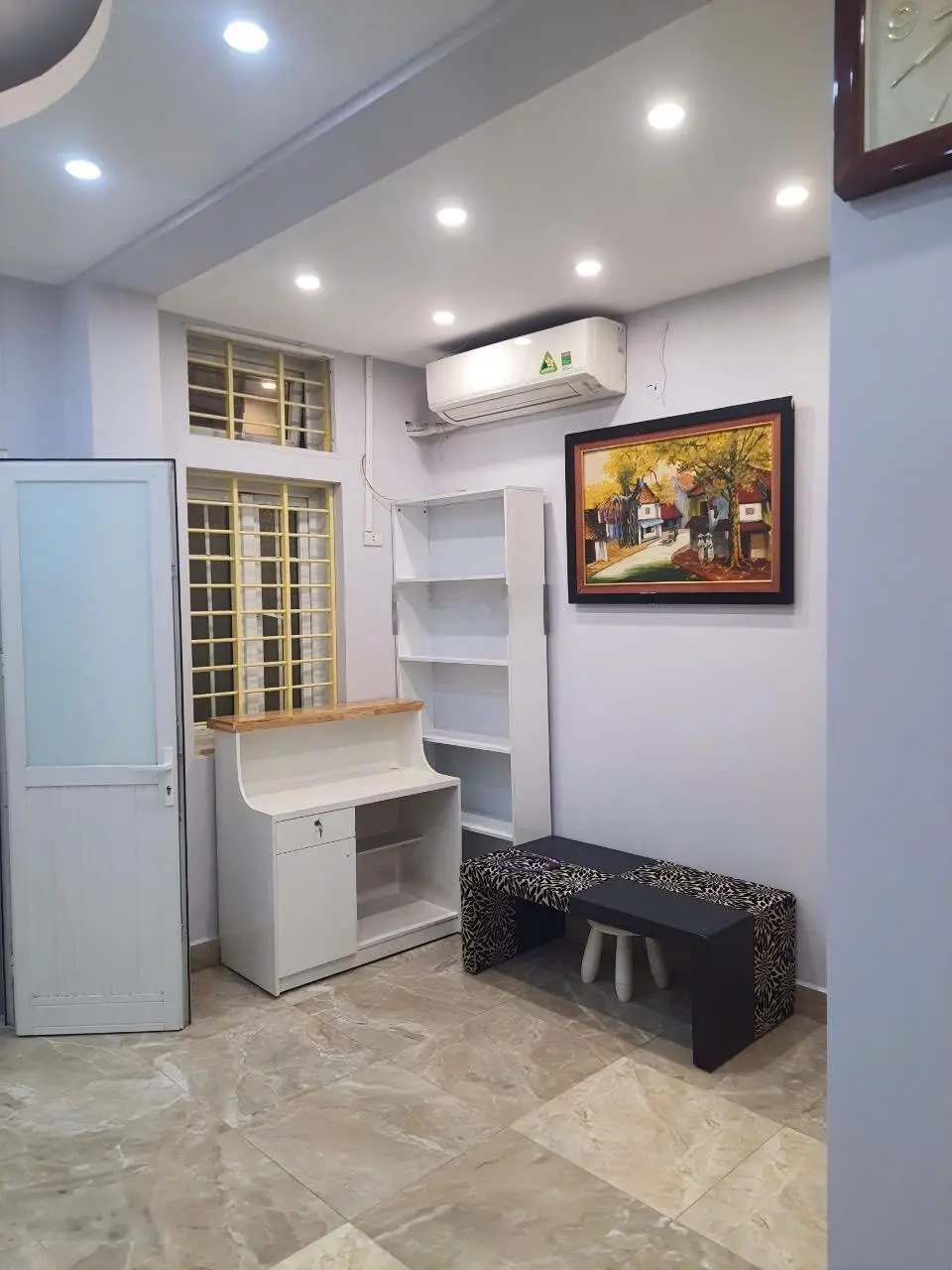 Bán căn hộ tập thể bà triệu, giá thỏa thuận, diện tích 48,8 m2