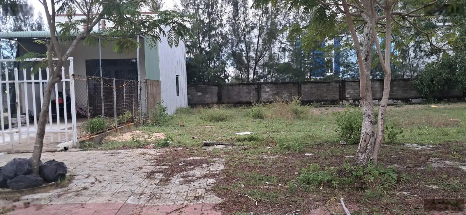 Chính chủ cần bán lô đất mặt tiền đường 10m5 đường Phan Huy Chú Điện Ngọc giá chỉ 2.65 tỷ