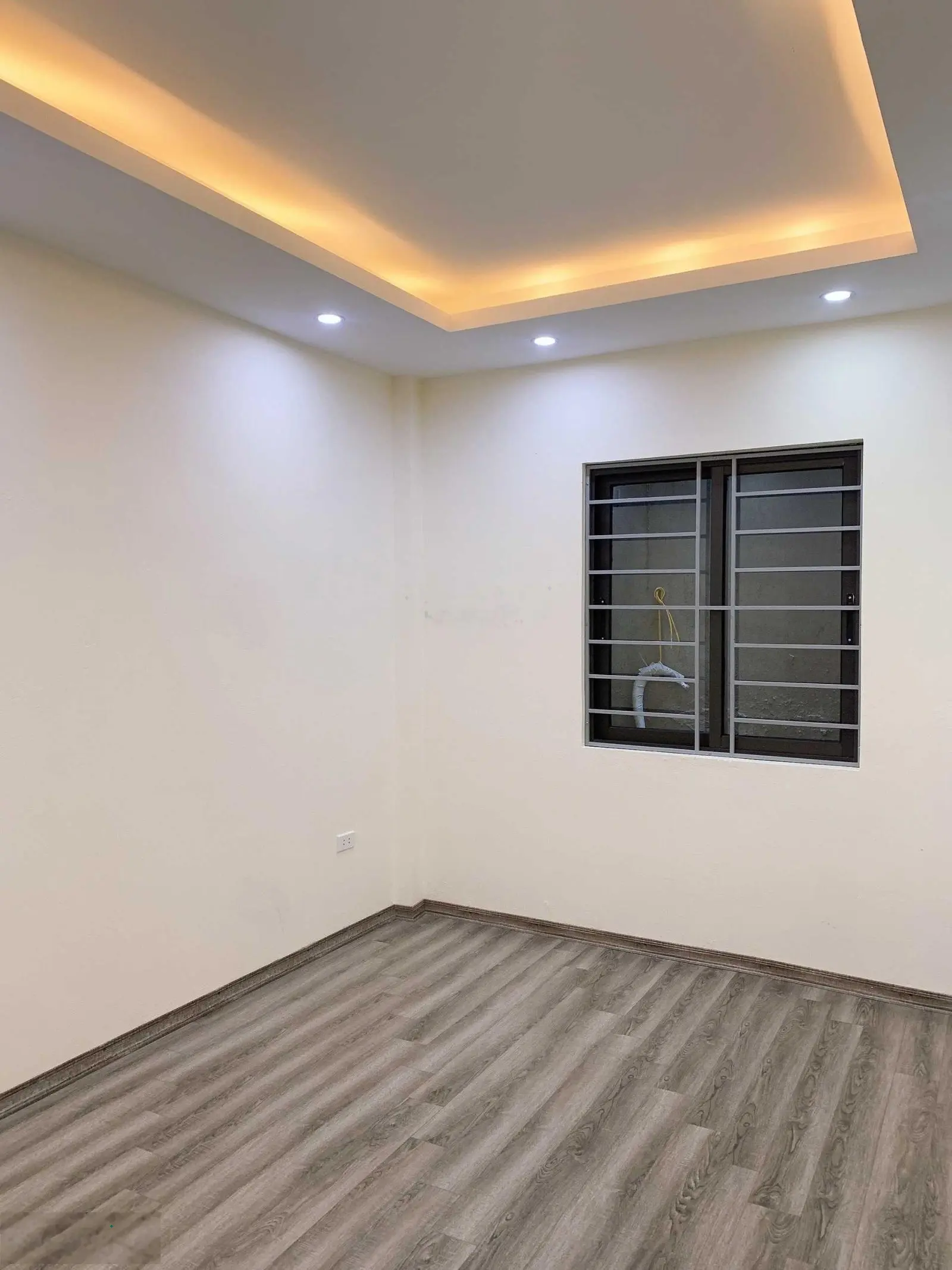 Chính chủ bán nhà xây mới đường Ngô Quyền Hà Đông ngõ thông ô tô đỗ cửa KD tốt 40m2 giá chỉ 7tỷ