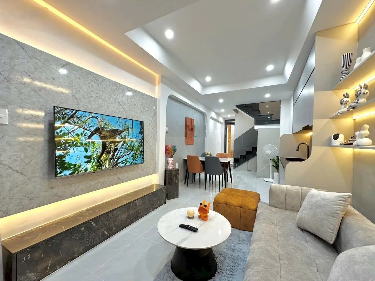 Đào Duy Từ - căn nhà duy nhất giá dưới thị trường, sổ riêng, công chứng ngay!