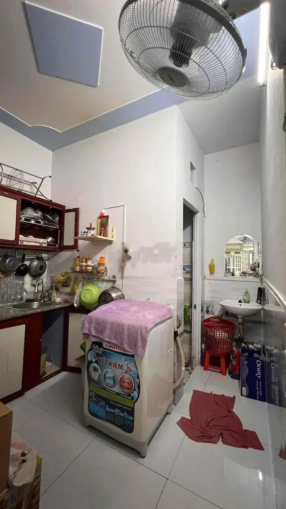 Bán Gấp Nhà SHC 3.2x10,1 lầu,1tỷ550tr,2/ Lê Văn khương.q12